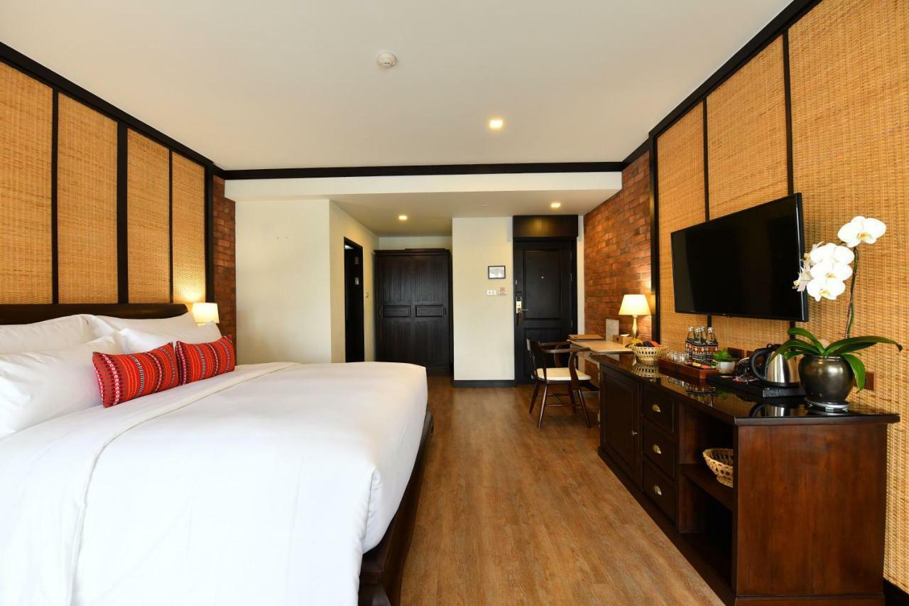 El Barrio Lanna Chiang Mai Exterior foto