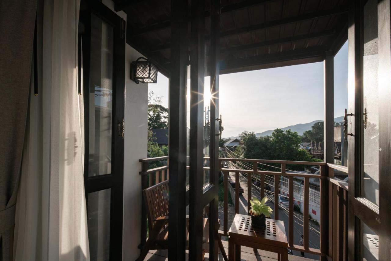 El Barrio Lanna Chiang Mai Exterior foto